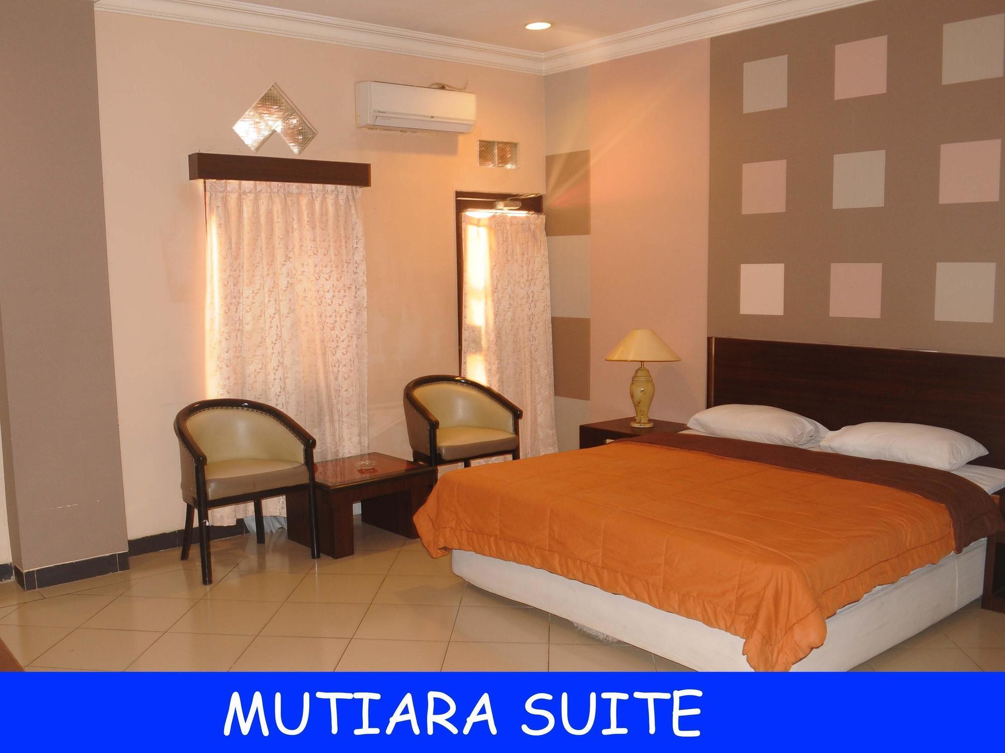 Hotel Mutiara Indah 2*